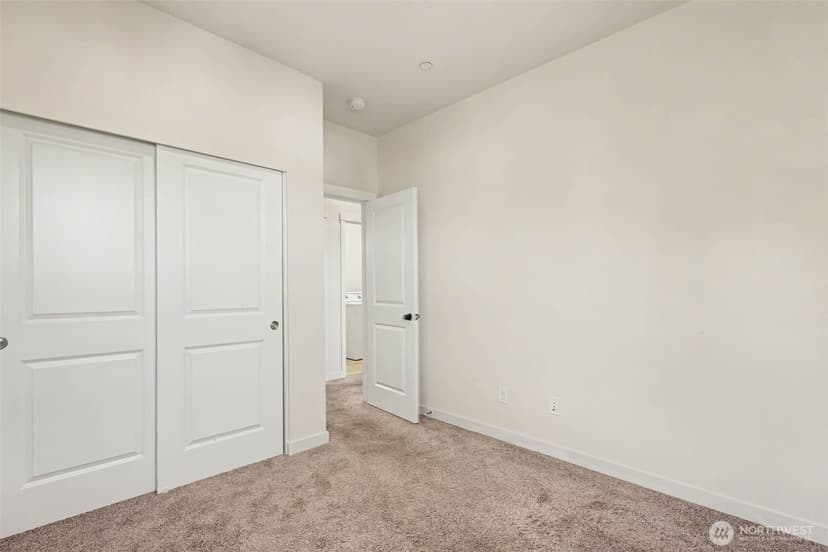 Property photo for 1423 NE Hickory Lane, Issaquah photo 21