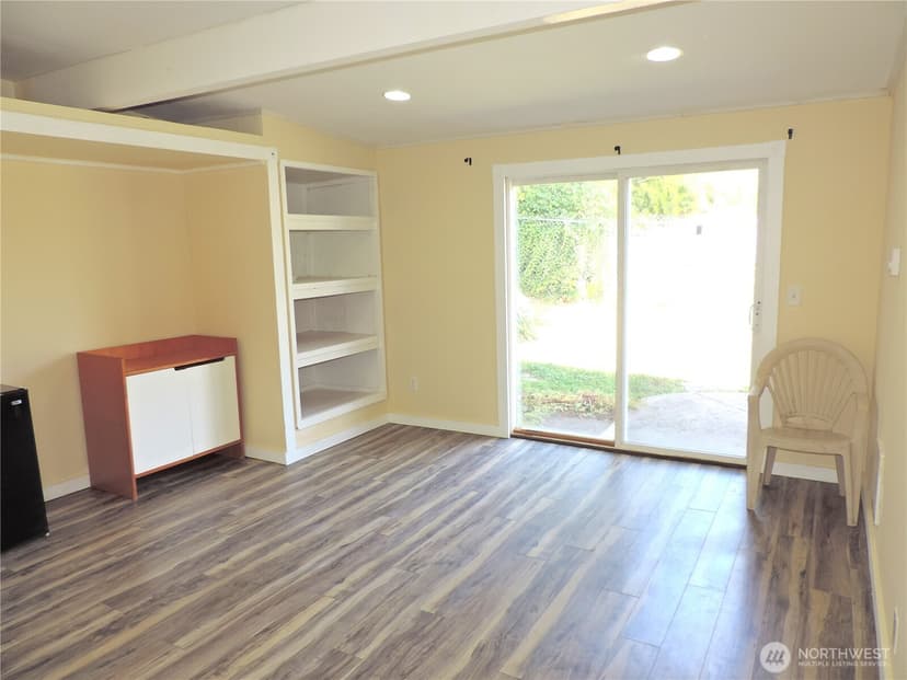 Property photo for 11709 26th Avenue NE, Seattle photo 17