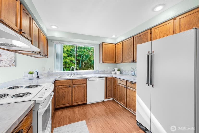 Property photo for 1226 224th Place SW, Bothell photo 12