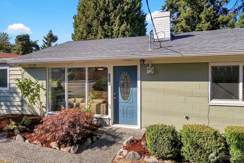 Property photo for 3328 NE 6th Street, Renton photo 3