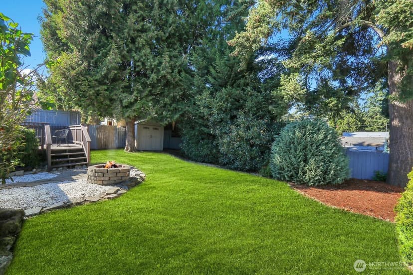 Property photo for 3328 NE 6th Street, Renton photo 28