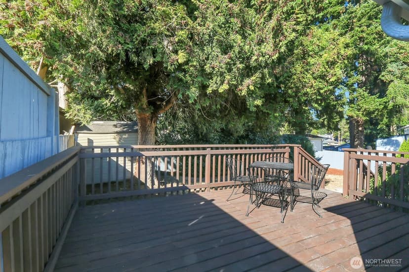 Property photo for 3328 NE 6th Street, Renton photo 25