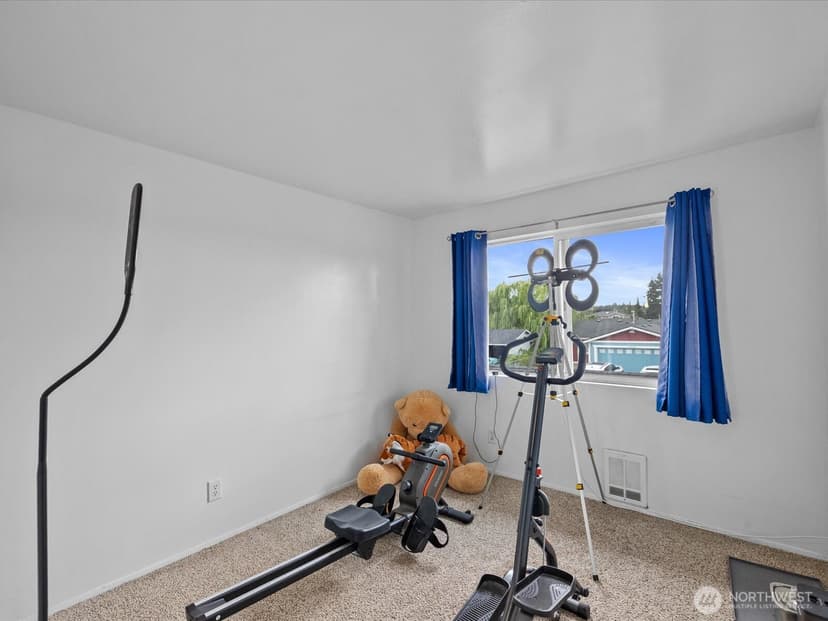 Property photo for 8919 11th Street NE, Lake Stevens photo 23