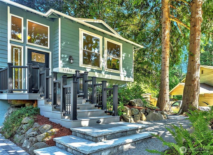 Property photo for 12824 98th Place NE, Kirkland photo 3