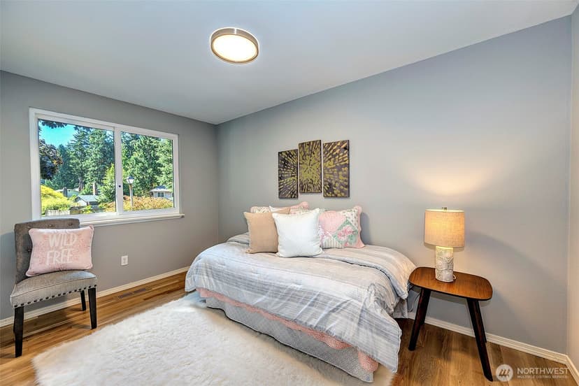 Property photo for 12824 98th Place NE, Kirkland photo 16