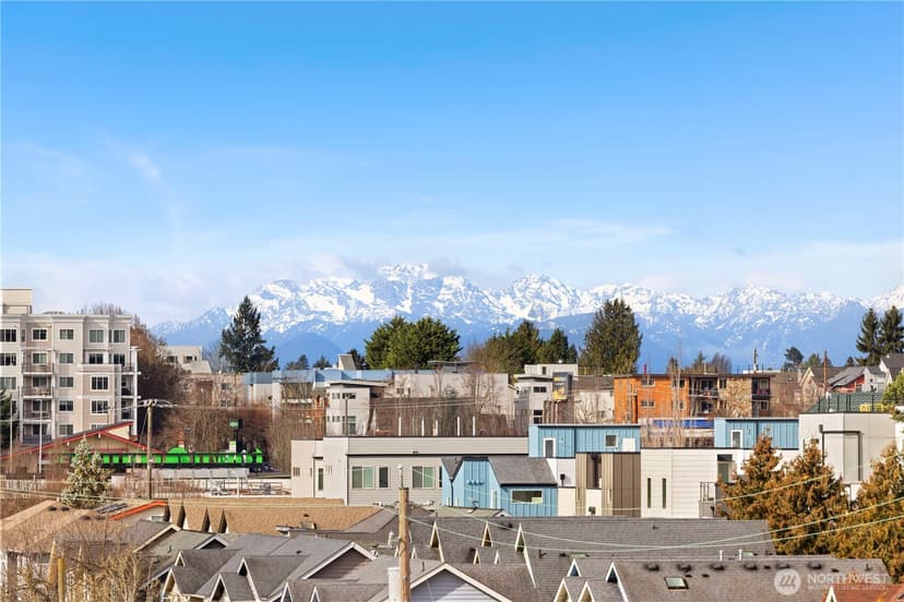 Property photo for 903 A NW 56th Street, Seattle photo 4