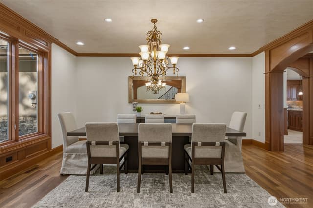 Property photo for 7909 78th Avenue SE, Mercer Island photo 4