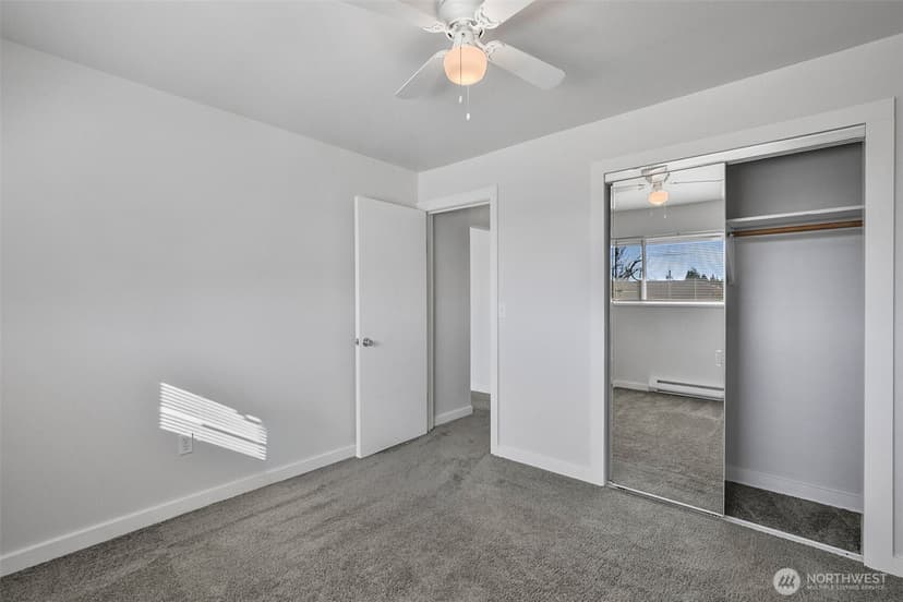 Property photo for 5615 Beverly Ln, Everett photo 8