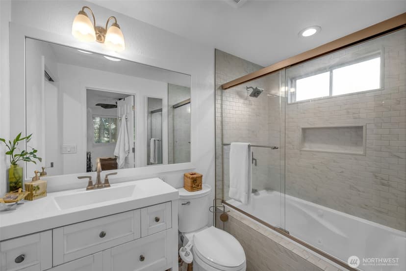 Property photo for 318 77th Place SW, Everett photo 23