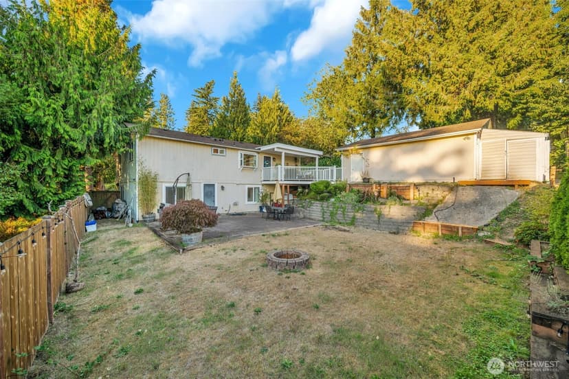 Property photo for 318 77th Place SW, Everett photo 35