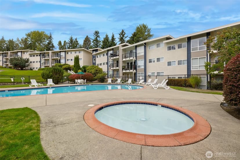 Property photo for 12700 NE 8th Street #E102, Bellevue photo 24