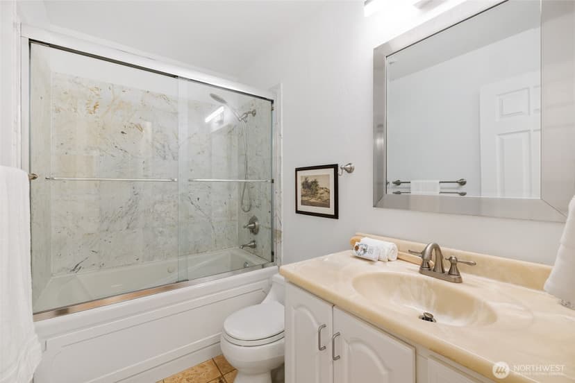 Property photo for 12700 NE 8th Street #E102, Bellevue photo 12