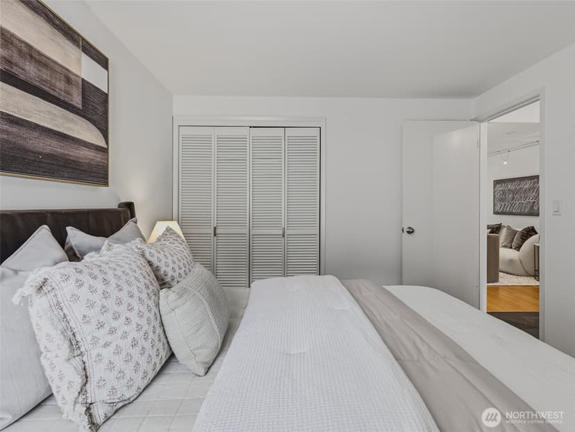 Property photo for 8701 35th Avenue NE #Apt 4, Seattle photo 25