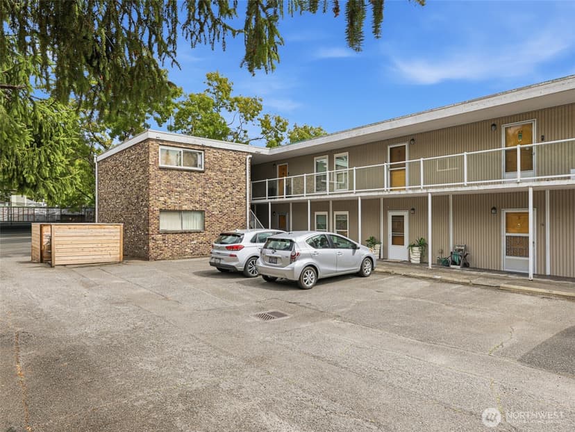 Property photo for 8701 35th Avenue NE #Apt 4, Seattle photo 30