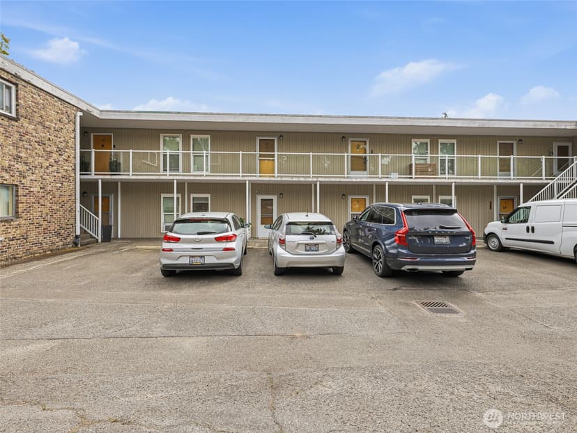 Property photo for 8701 35th Avenue NE #Apt 4, Seattle photo 31