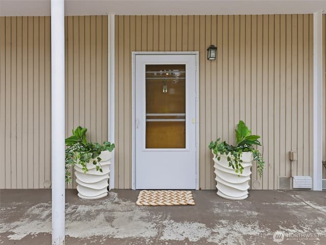 Property photo for 8701 35th Avenue NE #Apt 4, Seattle photo 3