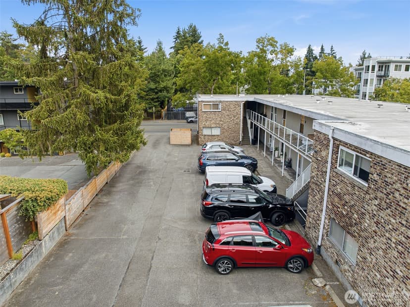 Property photo for 8701 35th Avenue NE #Apt 4, Seattle photo 32