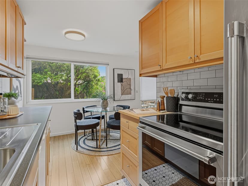 Property photo for 8701 35th Avenue NE #Apt 4, Seattle photo 15