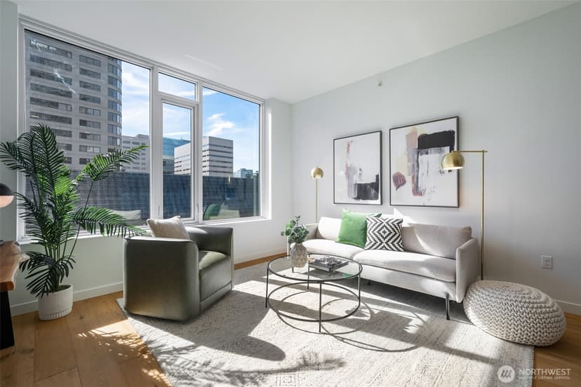 Property photo for 1321 Seneca Street #604, Seattle photo 2