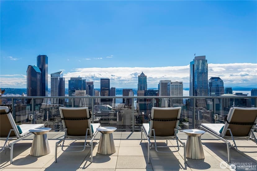 Property photo for 1321 Seneca Street #604, Seattle photo 17