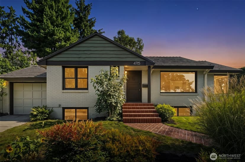 Property photo for 4715 W Roberts Way, Seattle