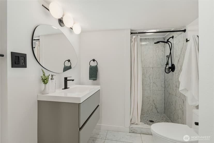 Property photo for 4715 W Roberts Way, Seattle photo 21