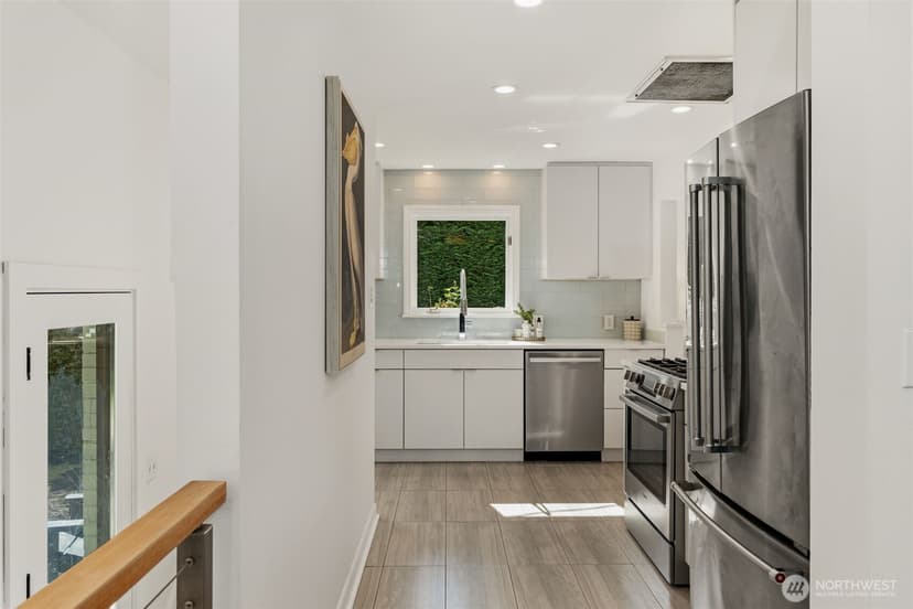 Property photo for 4715 W Roberts Way, Seattle photo 13