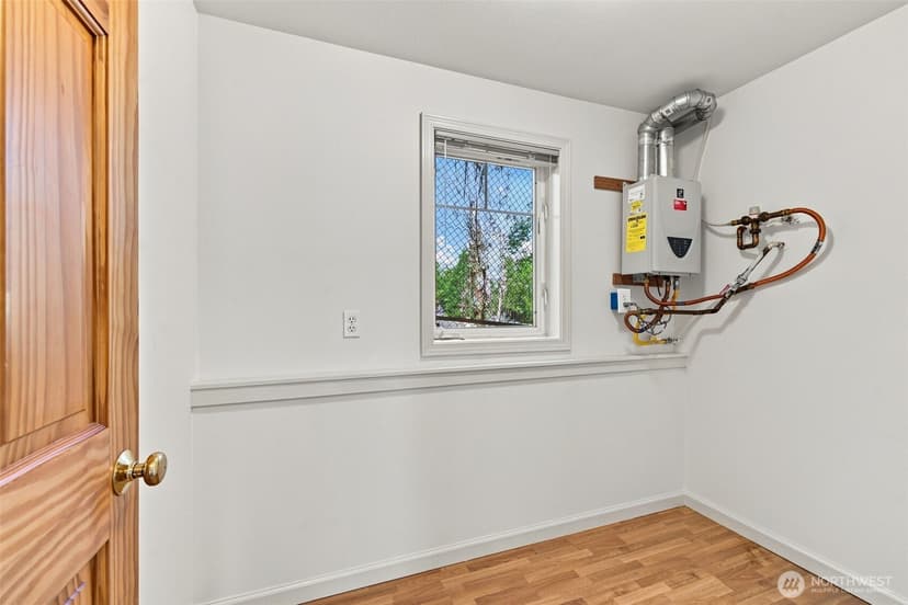 Property photo for 6527 21st Avenue NE #3, Seattle photo 30