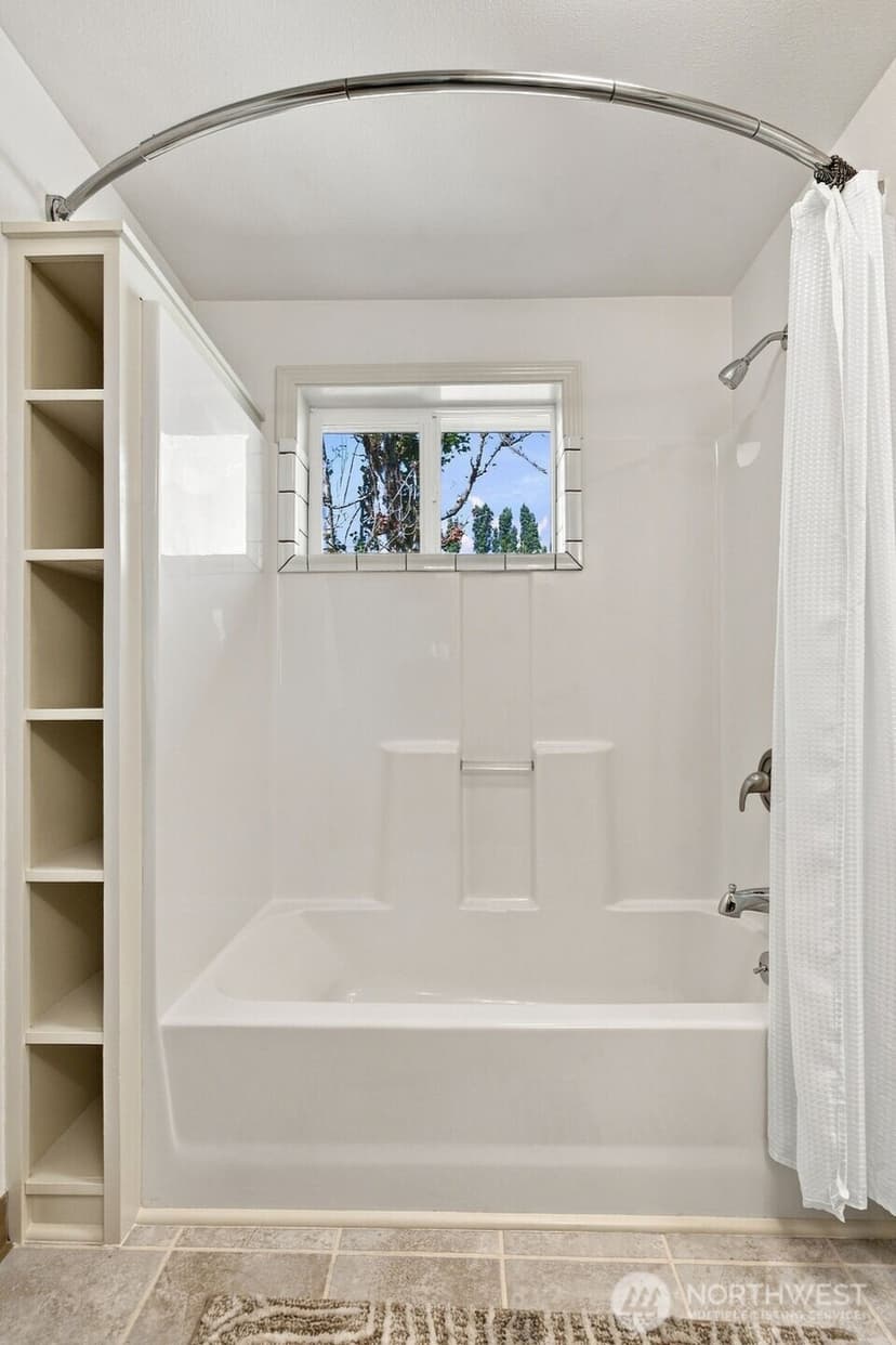 Property photo for 6527 21st Avenue NE #3, Seattle photo 25