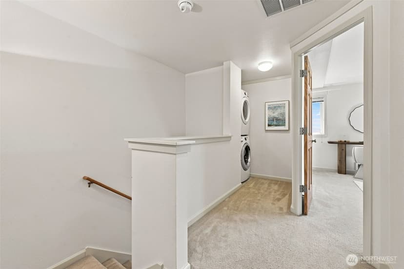 Property photo for 6527 21st Avenue NE #3, Seattle photo 23