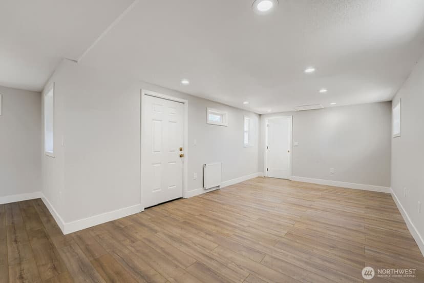 Property photo for 20925 SE Renton-Maple Valley Road, Maple Valley photo 12