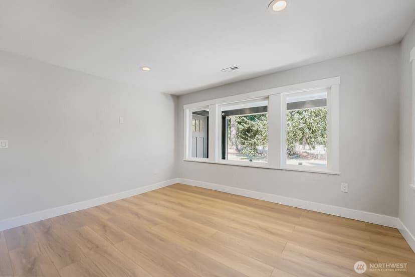 Property photo for 20925 SE Renton-Maple Valley Road, Maple Valley photo 21