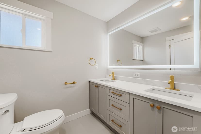 Property photo for 20925 SE Renton-Maple Valley Road, Maple Valley photo 19