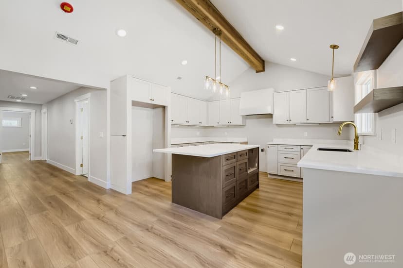 Property photo for 20925 SE Renton-Maple Valley Road, Maple Valley photo 6