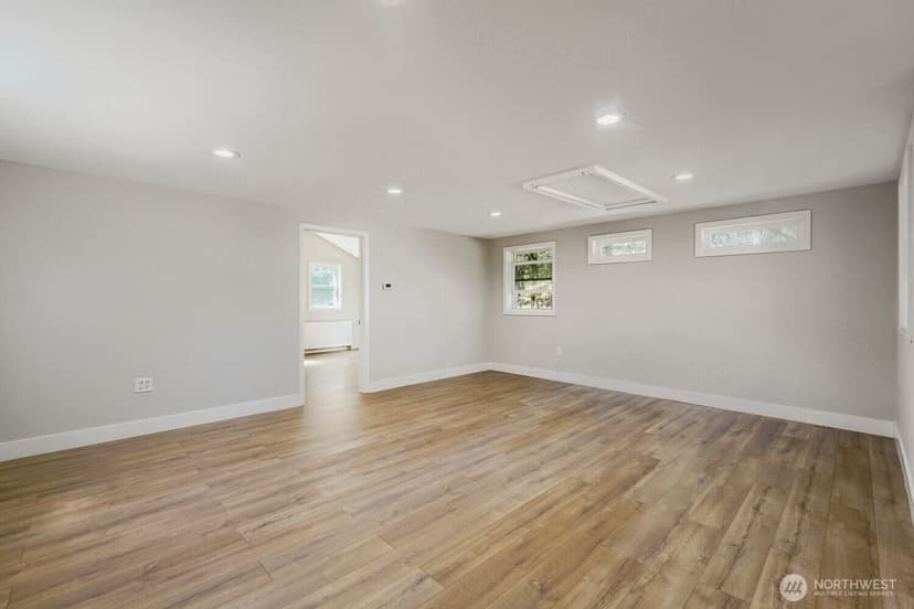 Property photo for 20925 SE Renton-Maple Valley Road, Maple Valley photo 13