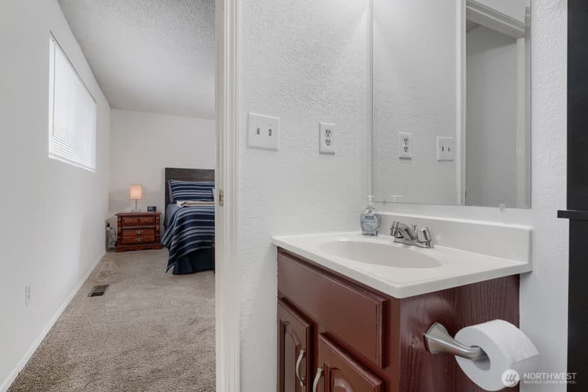 Property photo for 29712 39th Place S, Auburn photo 14