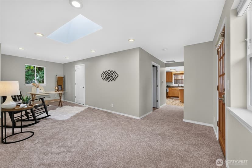 Property photo for 18043 Ashworth Avenue N, Shoreline photo 19