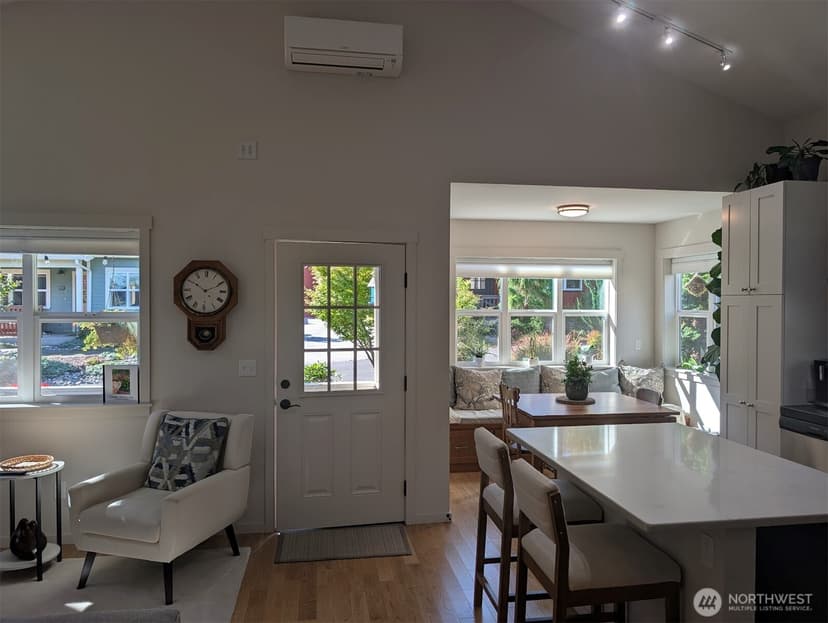 Property photo for 223 Clover Court, Langley photo 12