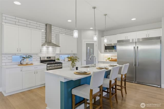 Property photo for 7204 Sinclair Avenue, Gig Harbor photo 3