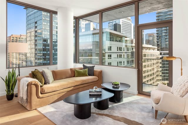 Property photo for 10232 NE 10th Street #609, Bellevue photo 2