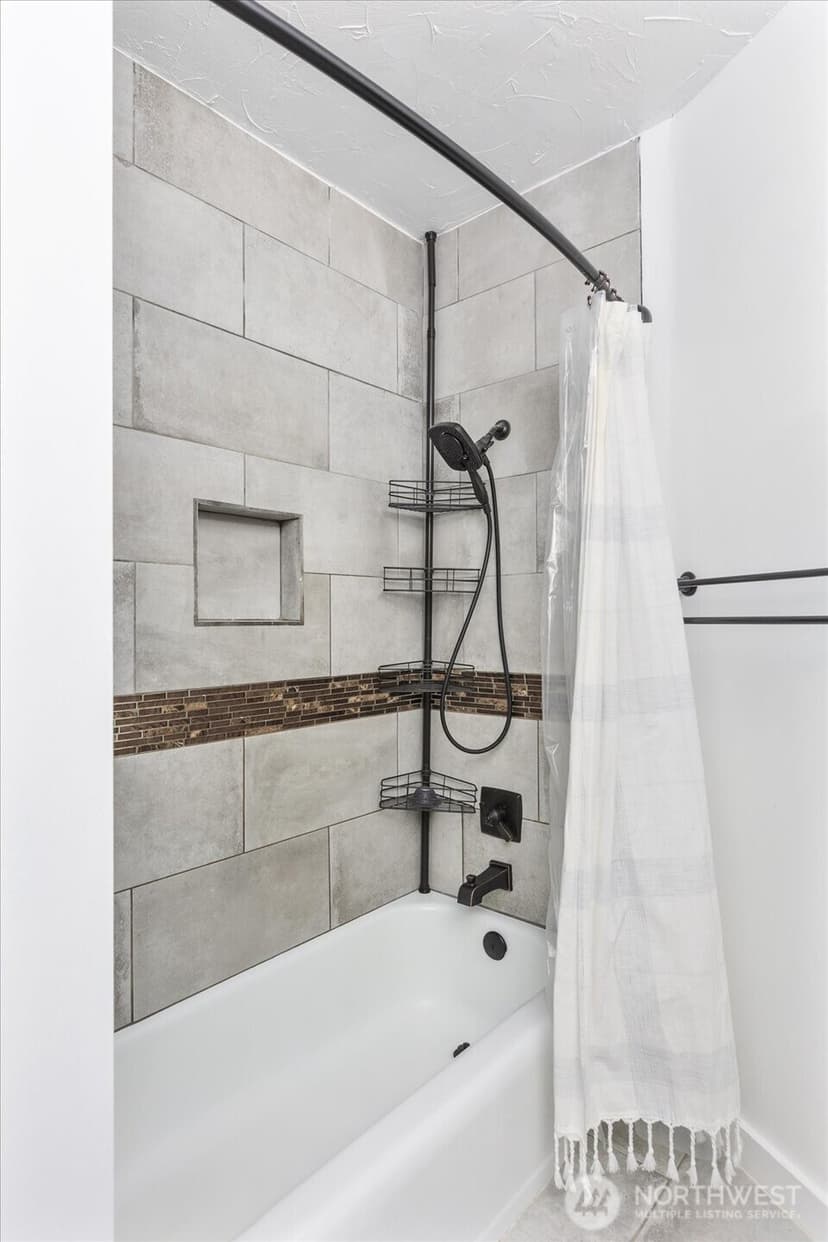 Property photo for 550 Elm Way #105, Edmonds photo 20