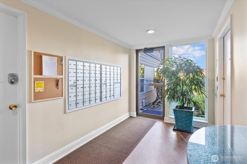 Property photo for 550 Elm Way #105, Edmonds photo 27