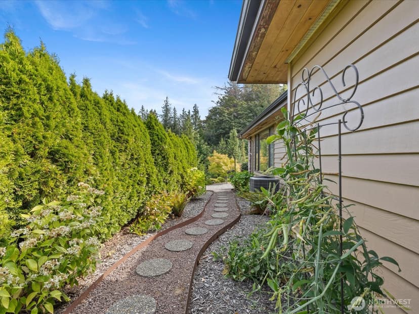 Property photo for 5032 Narbeck Avenue, Everett photo 30