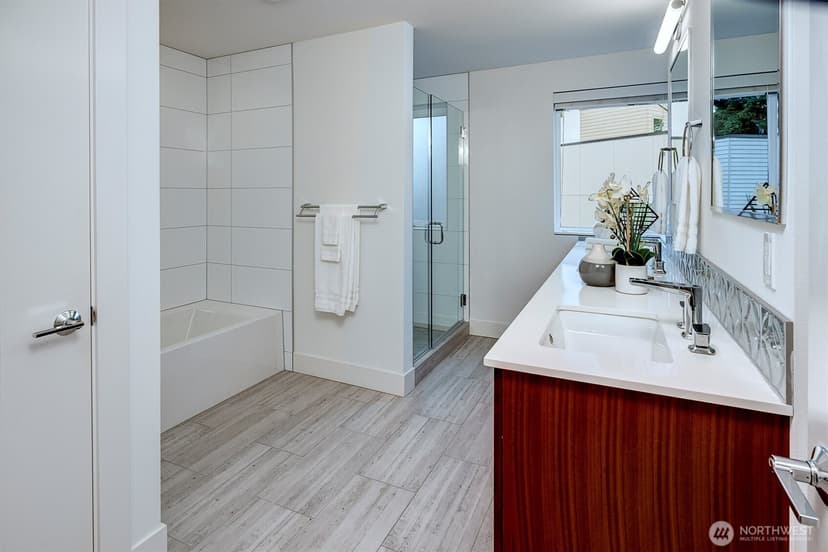 Property photo for 4274 NE 50th Street, Seattle photo 23