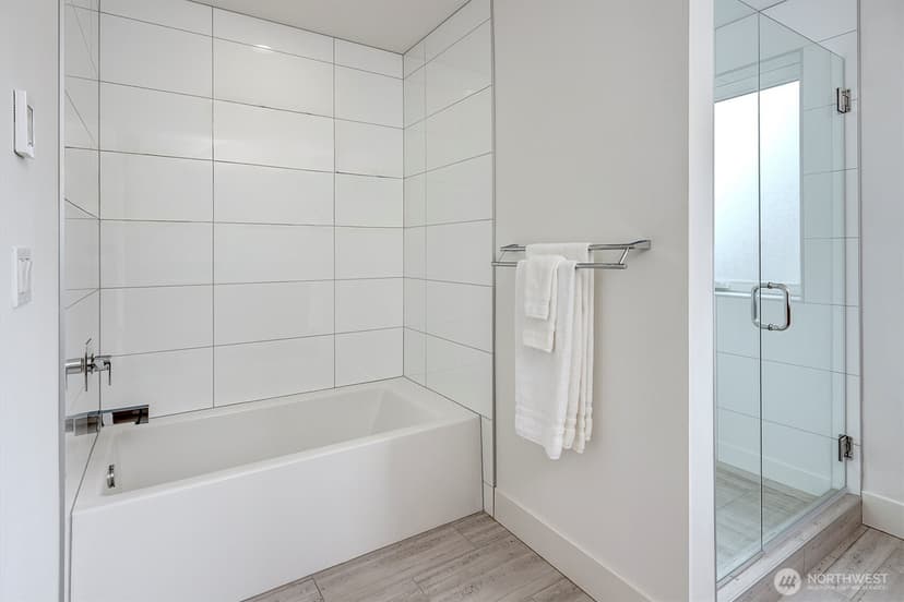 Property photo for 4274 NE 50th Street, Seattle photo 24