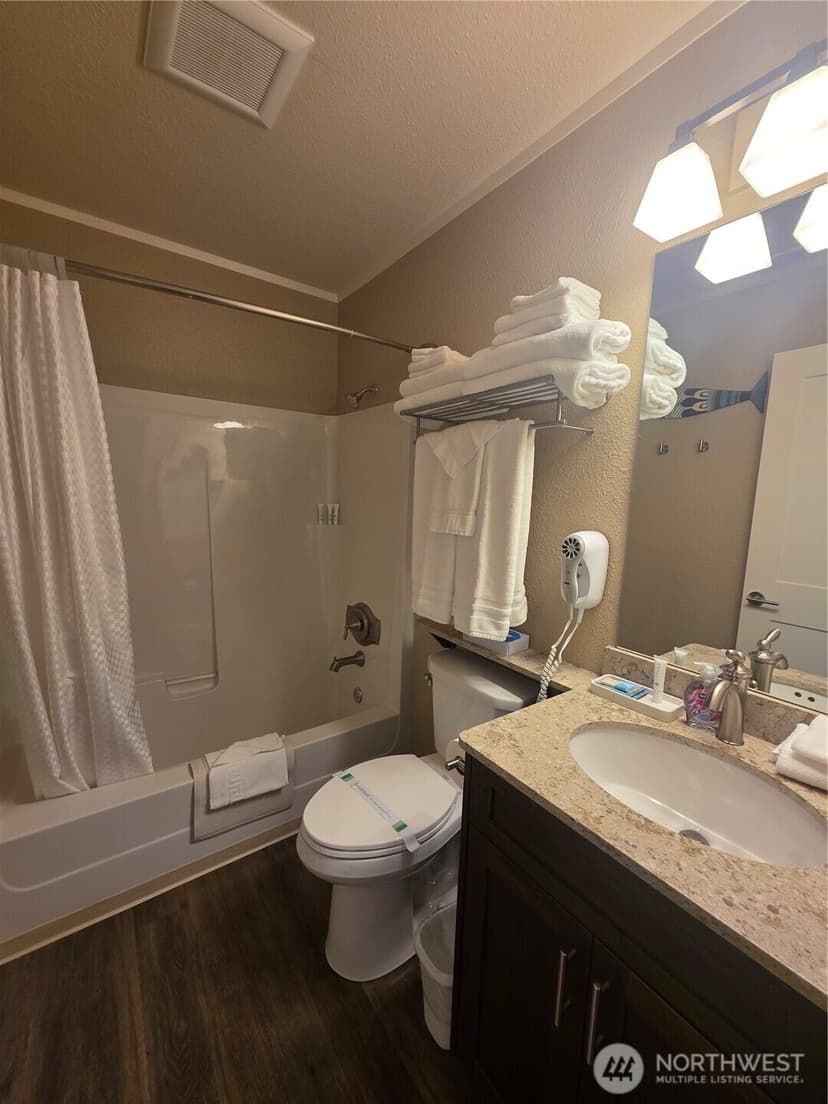 Property photo for 1 Beach 538-O, Manson photo 12