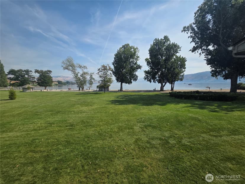 Property photo for 1 Beach 538-O, Manson photo 2