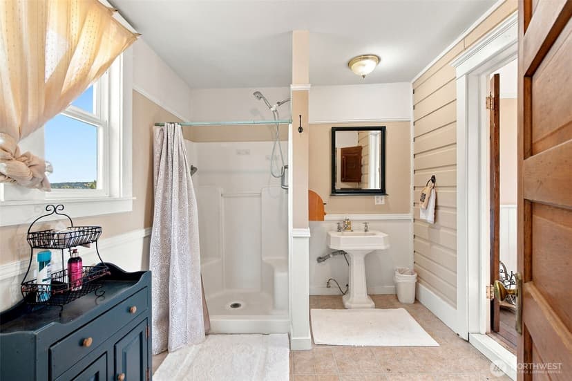 Property photo for 26206 Marine Drive, Stanwood photo 19