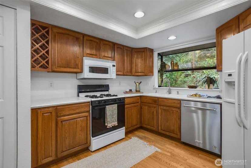 Property photo for 3811 SW Orchard Street, Seattle photo 10