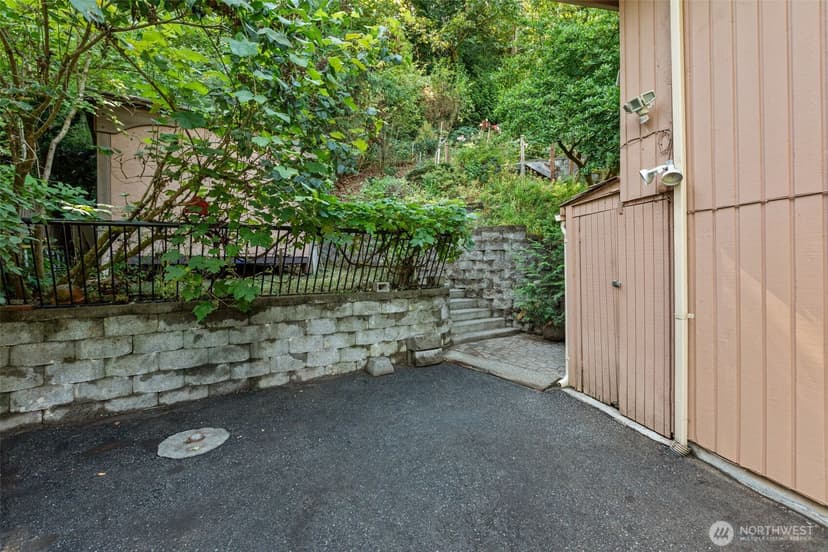 Property photo for 3811 SW Orchard Street, Seattle photo 38